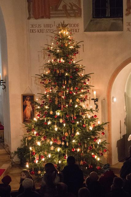 2022-12-24 Krippenspiel in der Christmette - Bild 018